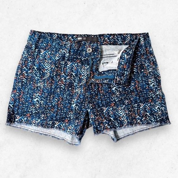 Levi’s Womens Jean Shorts Size 10 W30 Multicolored Low Rise‎ Raw Hem Cut Offs - Picture 5 of 11